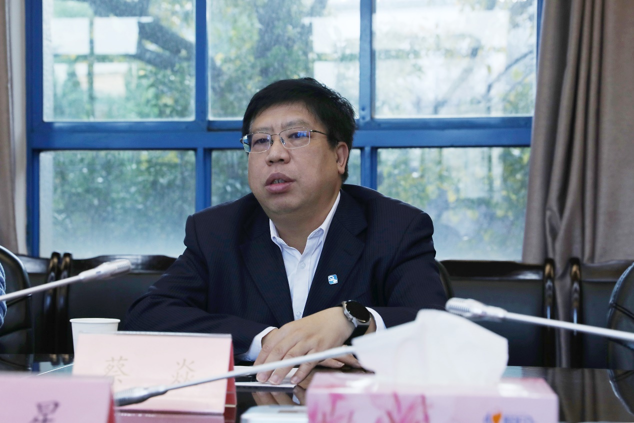 bcf4cb13a79e44768b87046b4fc9340a.jpg bcf4cb13a79e44768b87046b4fc9340a.jpg