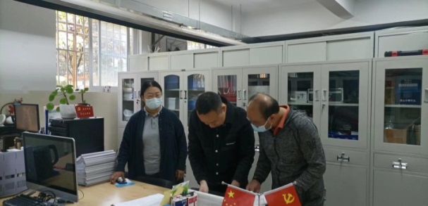 9f151d5289254c9b97b905040c04d21b.jpg 9f151d5289254c9b97b905040c04d21b.jpg