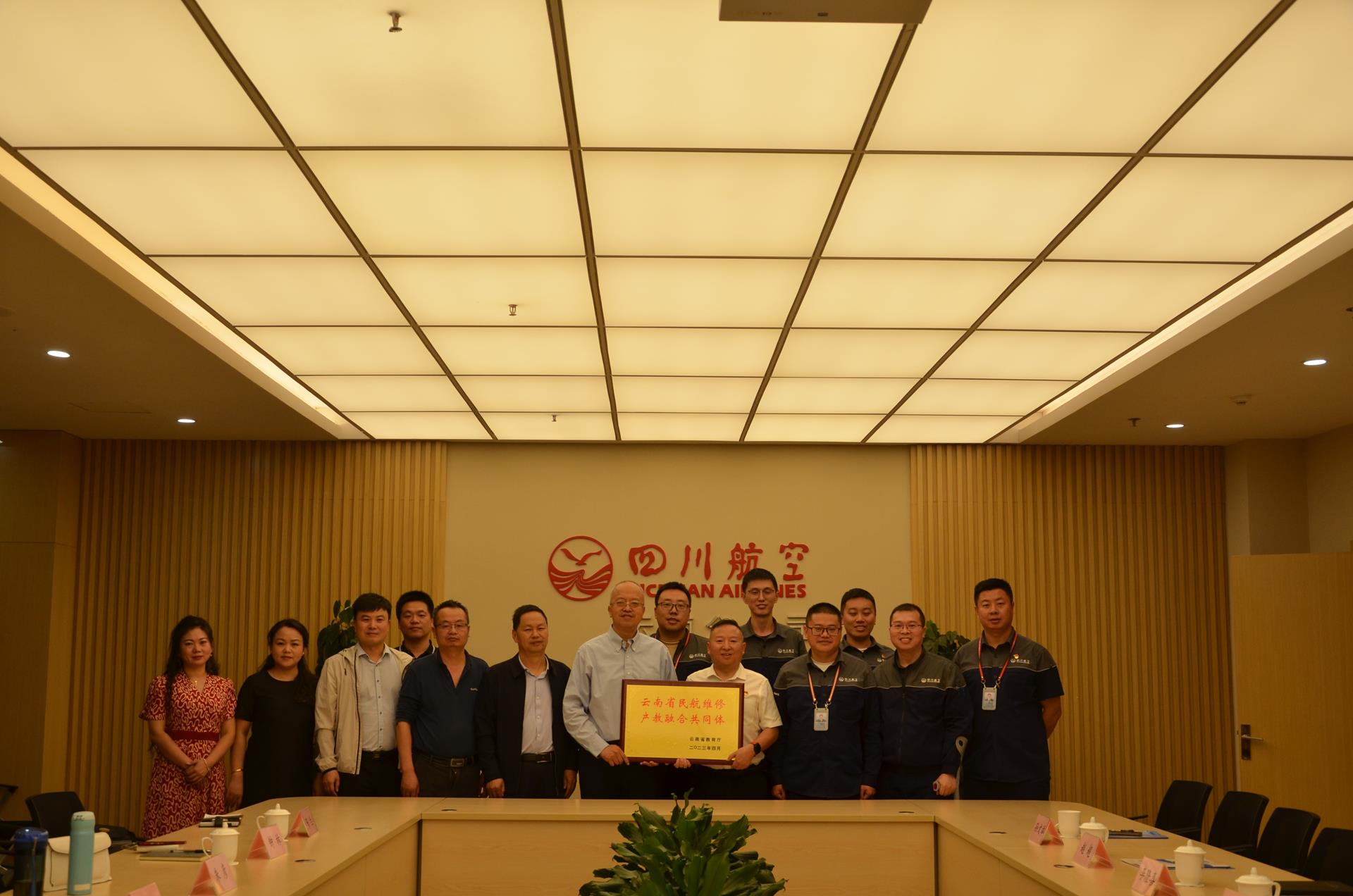 465de0d8e7a84bac96c68d084911a40a.jpg 465de0d8e7a84bac96c68d084911a40a.jpg