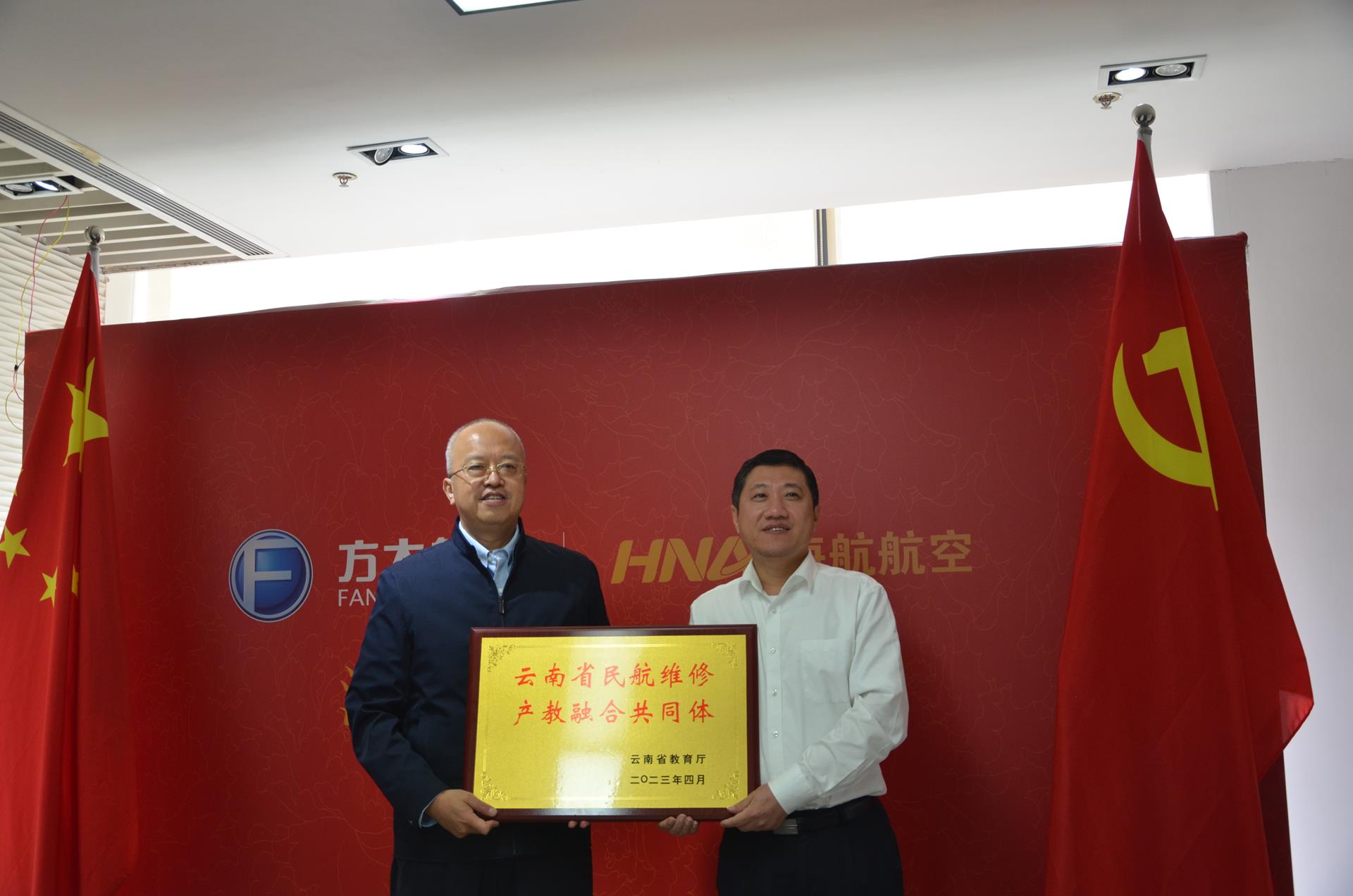 0cf4c698ef30432882f928fa70c338e1.jpg 0cf4c698ef30432882f928fa70c338e1.jpg