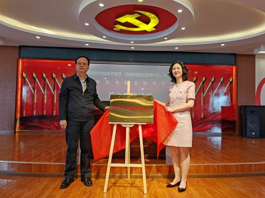 b9111b82887a4d7fb959ab6d1e1751f2.jpg b9111b82887a4d7fb959ab6d1e1751f2.jpg