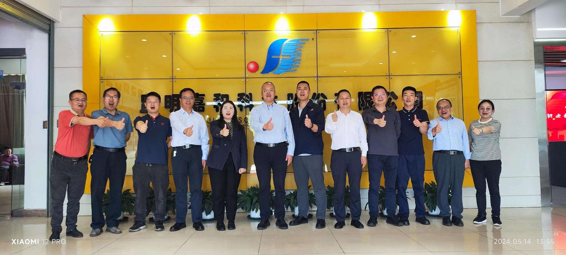 d9984595b44941ffa1cd3848b1a5eabe.jpg d9984595b44941ffa1cd3848b1a5eabe.jpg