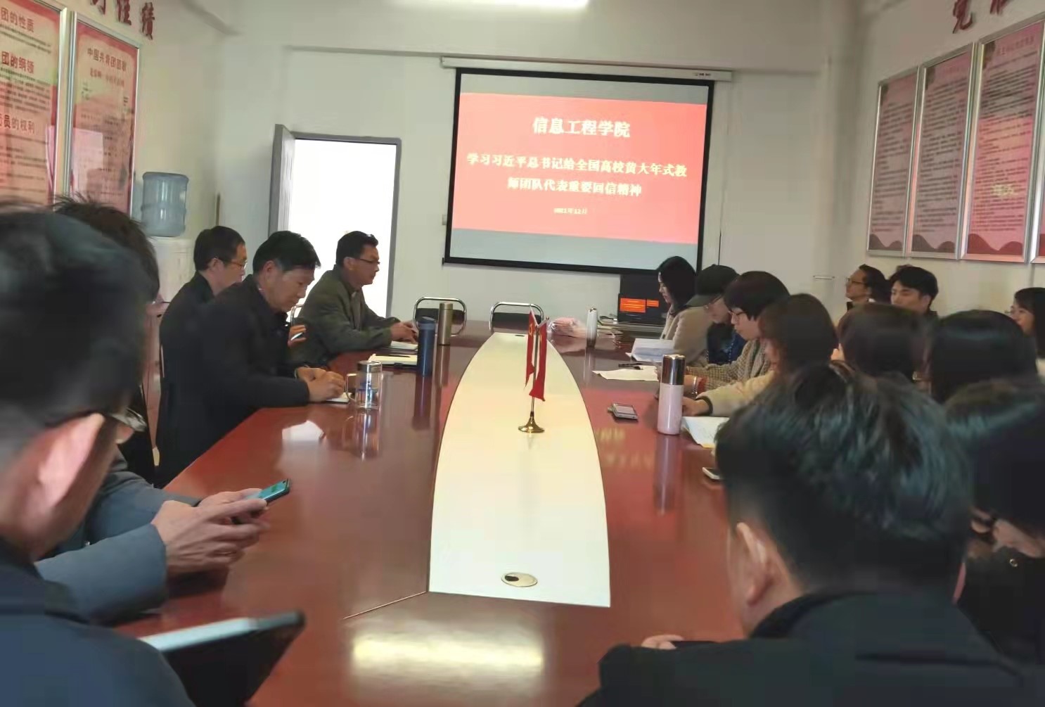 ac0cb069099d4bf898e6691dd25e446e.jpg ac0cb069099d4bf898e6691dd25e446e.jpg