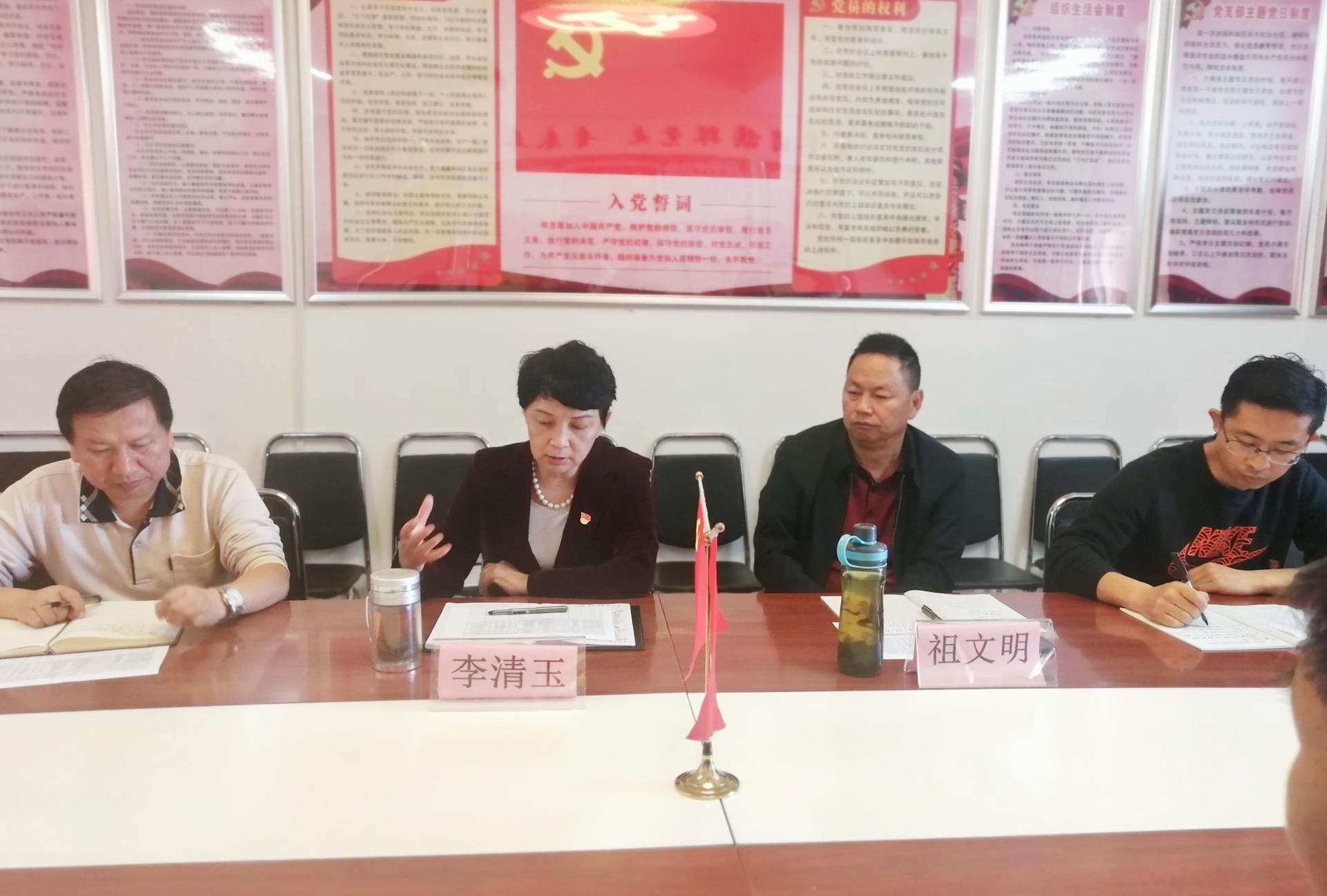 214ef5a875f441ceb524216899a50b8f.jpg 214ef5a875f441ceb524216899a50b8f.jpg