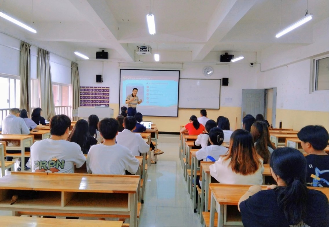 ef363f331f3a4db386096d7f2ca2032c.jpg ef363f331f3a4db386096d7f2ca2032c.jpg